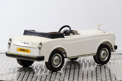 Lot 244 - Sharna Tri-ang Rolls Royce