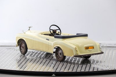 Lot 243 - Tri-ang Rolls Royce