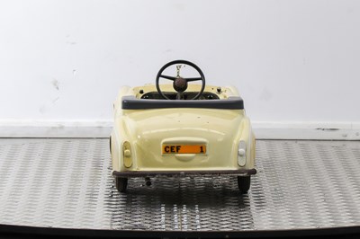 Lot 243 - Tri-ang Rolls Royce