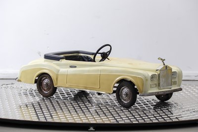 Lot 243 - Tri-ang Rolls Royce