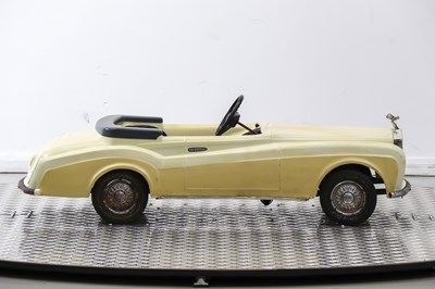 Lot 243 - Tri-ang Rolls Royce
