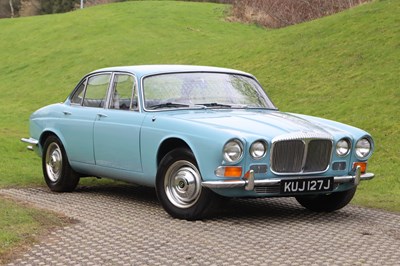 Lot 36 - 1971 Daimler Sovereign 4.2