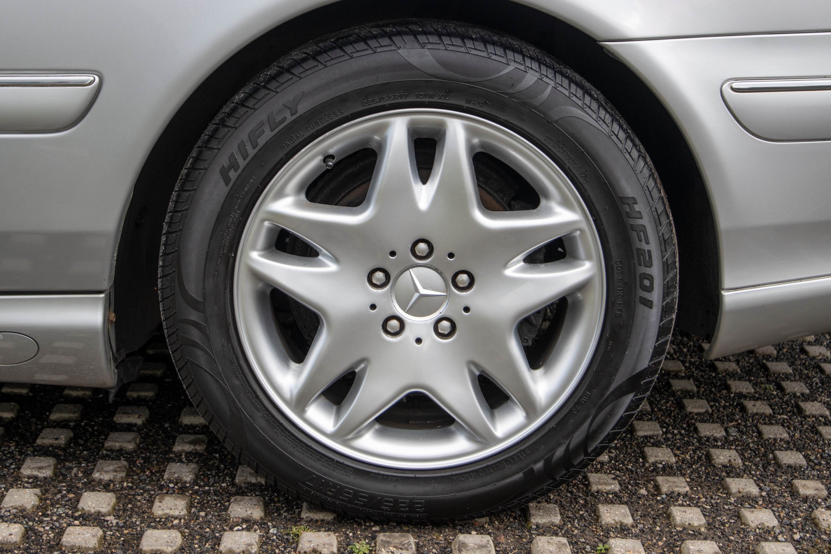 Lot 75 - 2000 Mercedes-Benz CL 500
