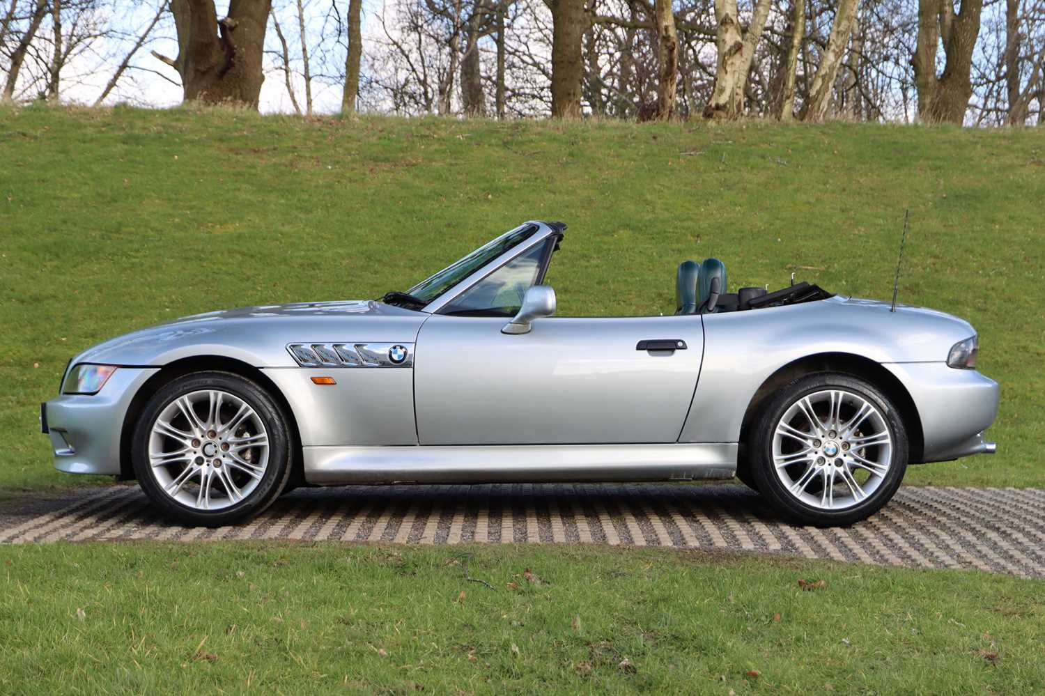 Lot 1 - 1998 BMW Z3 Roadster