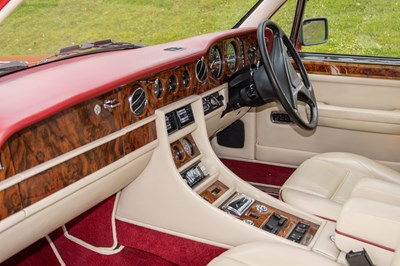 Lot 77 - 1989 Bentley Turbo R