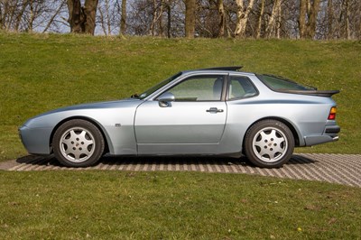 Lot 73 - 1990 Porsche 944 S2