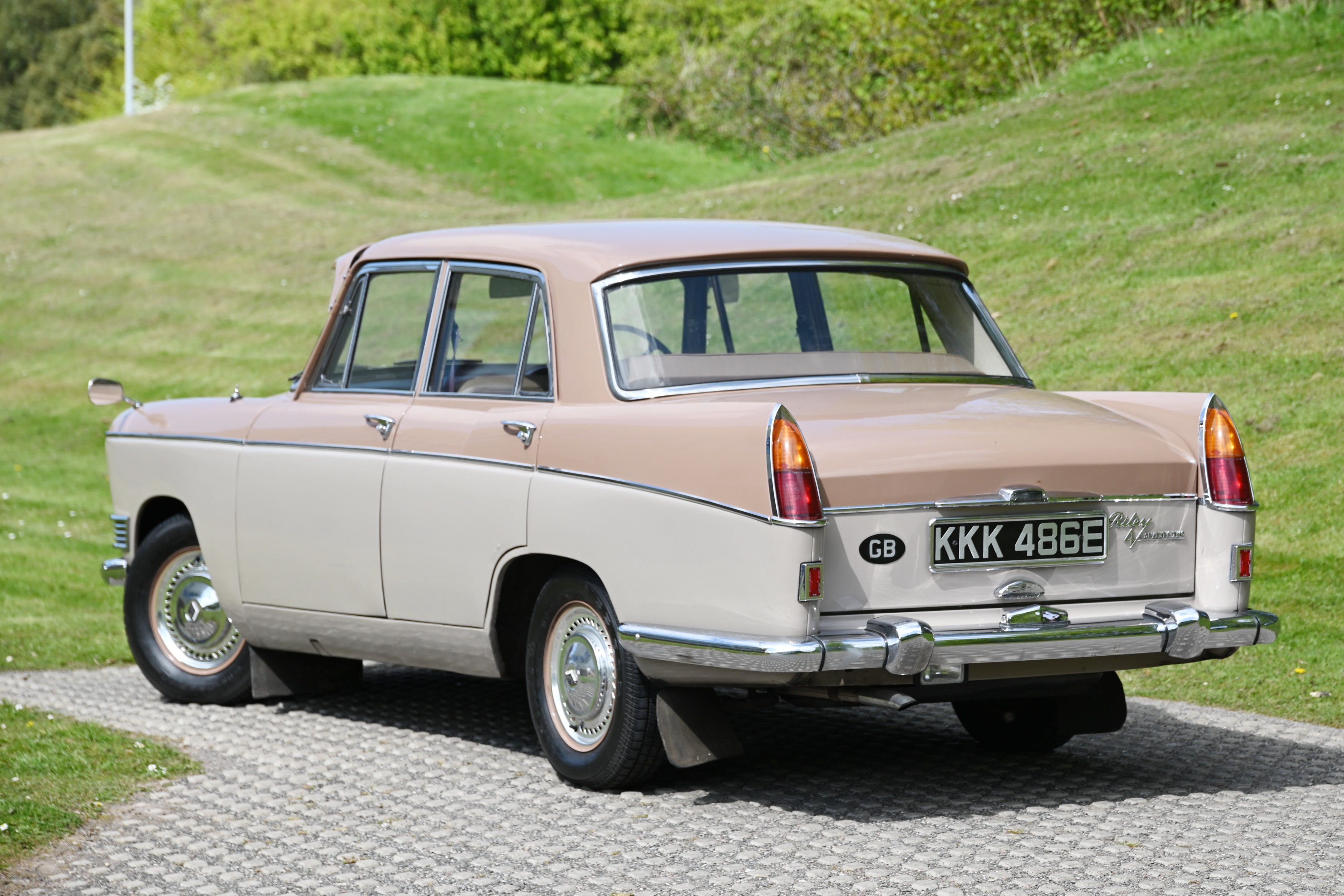 Lot 30 - 1967 Riley 4/72