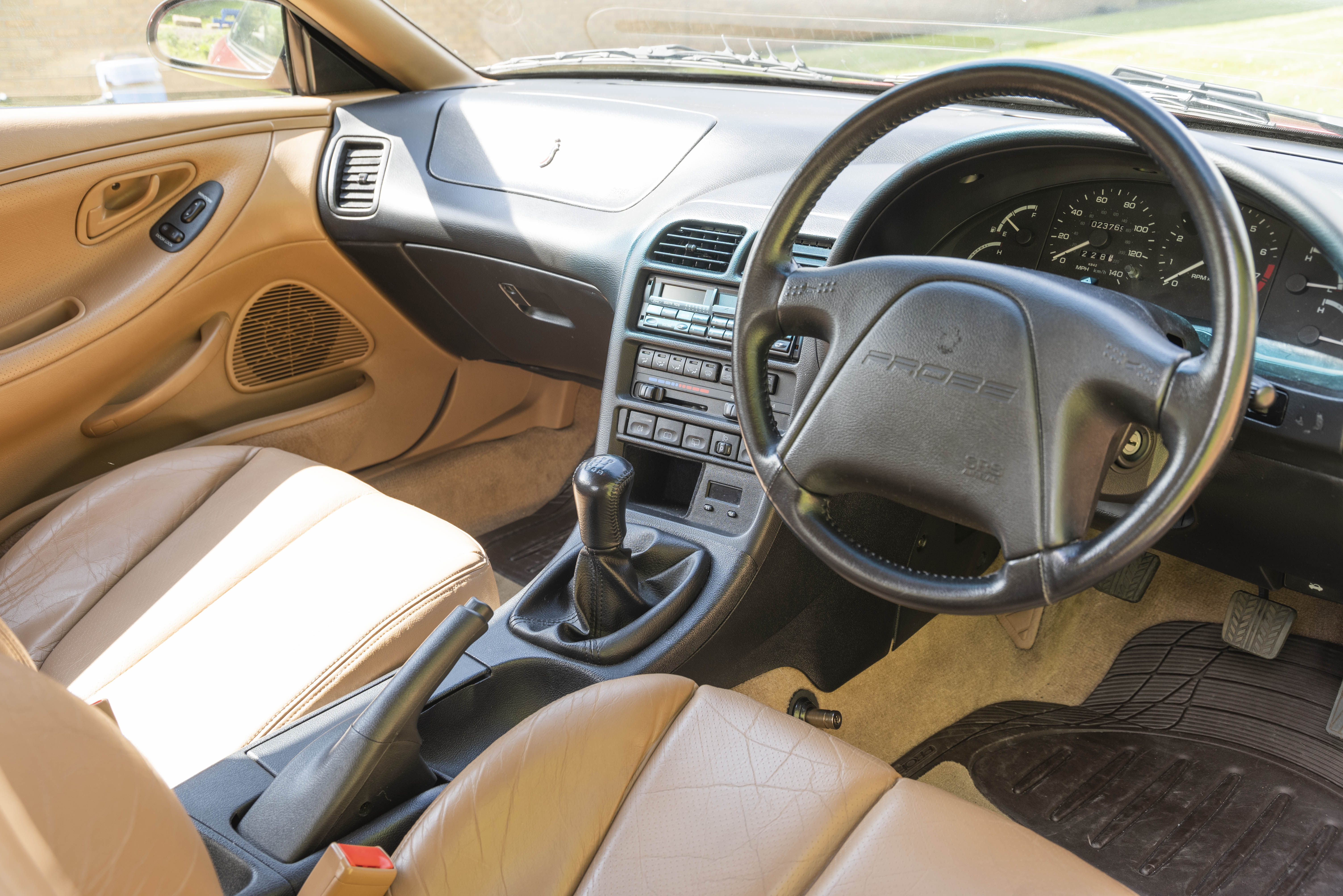 Lot 79 - 1997 Ford Probe 2.0 16V