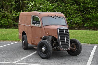 Lot 92 - 1951 Ford E83W Van