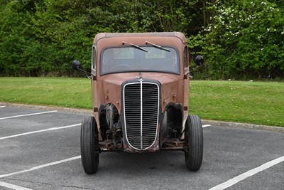 Lot 92 - 1951 Ford E83W Van