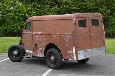 Lot 92 - 1951 Ford E83W Van