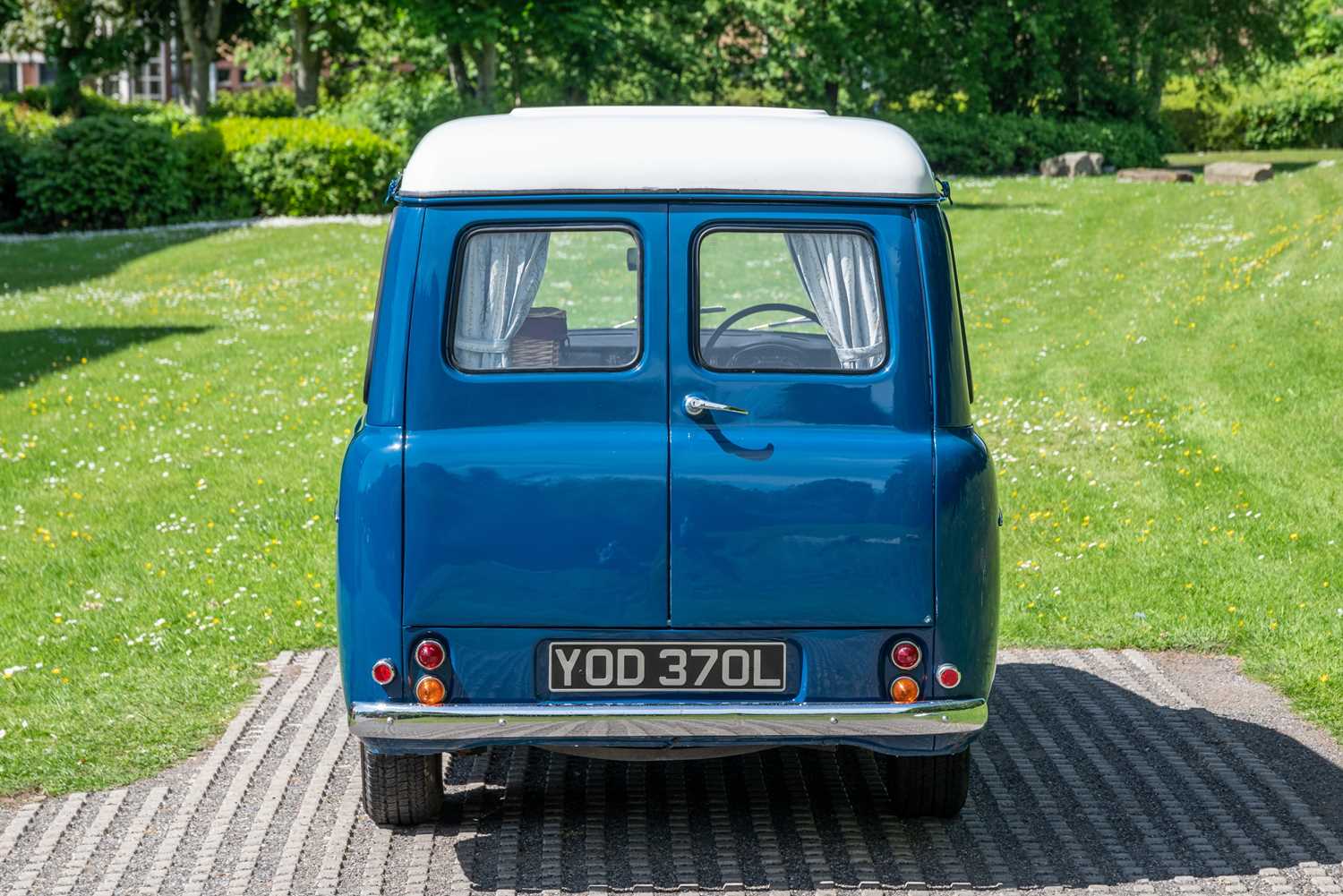 Lot 46 - 1972 Morris A60 Sun-Tor Camper Van