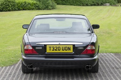 Lot 67 - 1999 Jaguar XJR 4.0 V8