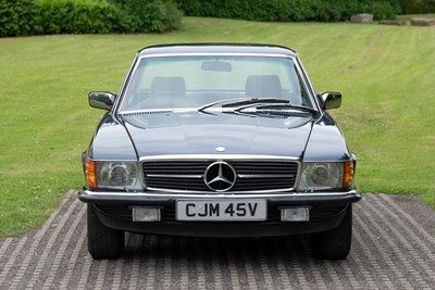 Lot 1980 Mercedes-Benz 450 SLC