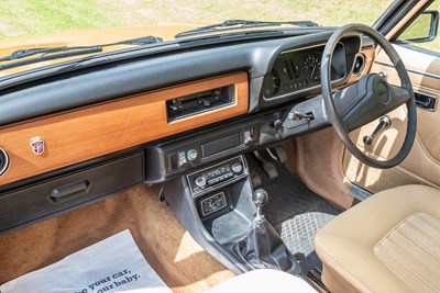 Lot 14 - 1977 Ford Escort 1.3 Ghia