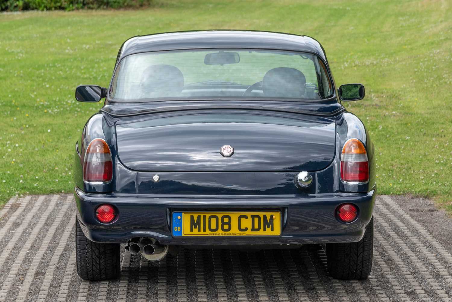 Lot 13 - 1994 MG R V8