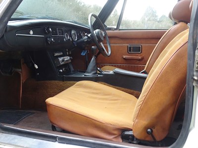 Lot 94 - 1974 MG B GT V8