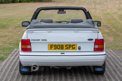 Lot 71 - 1989 Ford Escort XR3i Cabriolet