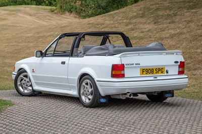 Lot 71 - 1989 Ford Escort XR3i Cabriolet