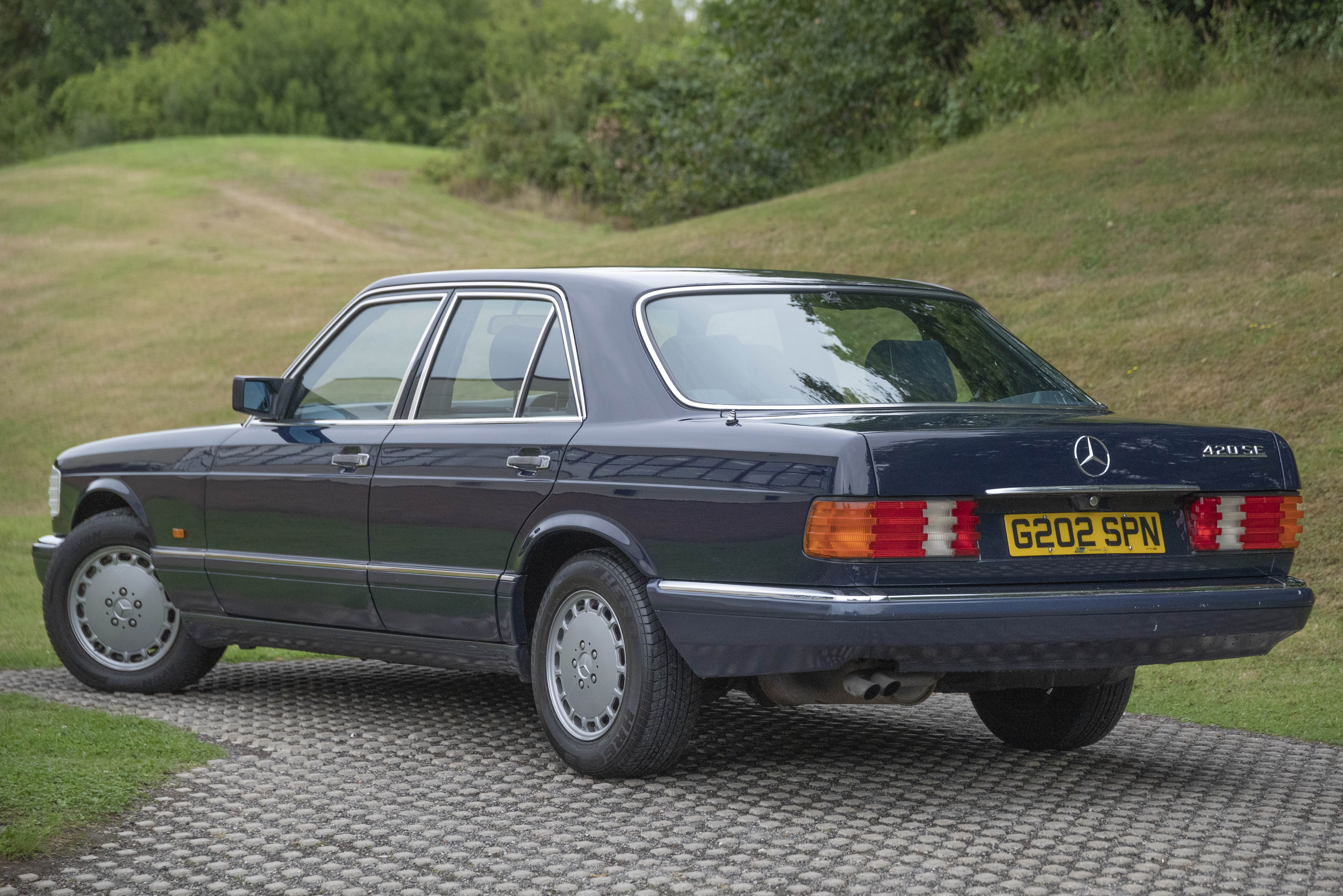 Lot 54 1990 Mercedes Benz 420 SE lot-54-1990-mercedes-benz-420-se