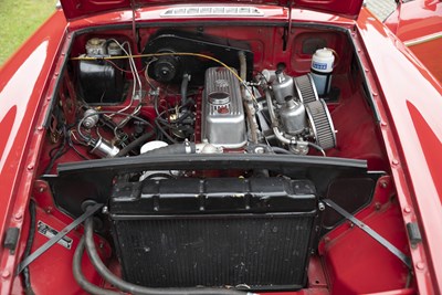 Lot 1962 MG B Roadster