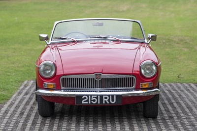 Lot 6 - 1962 MG B Roadster