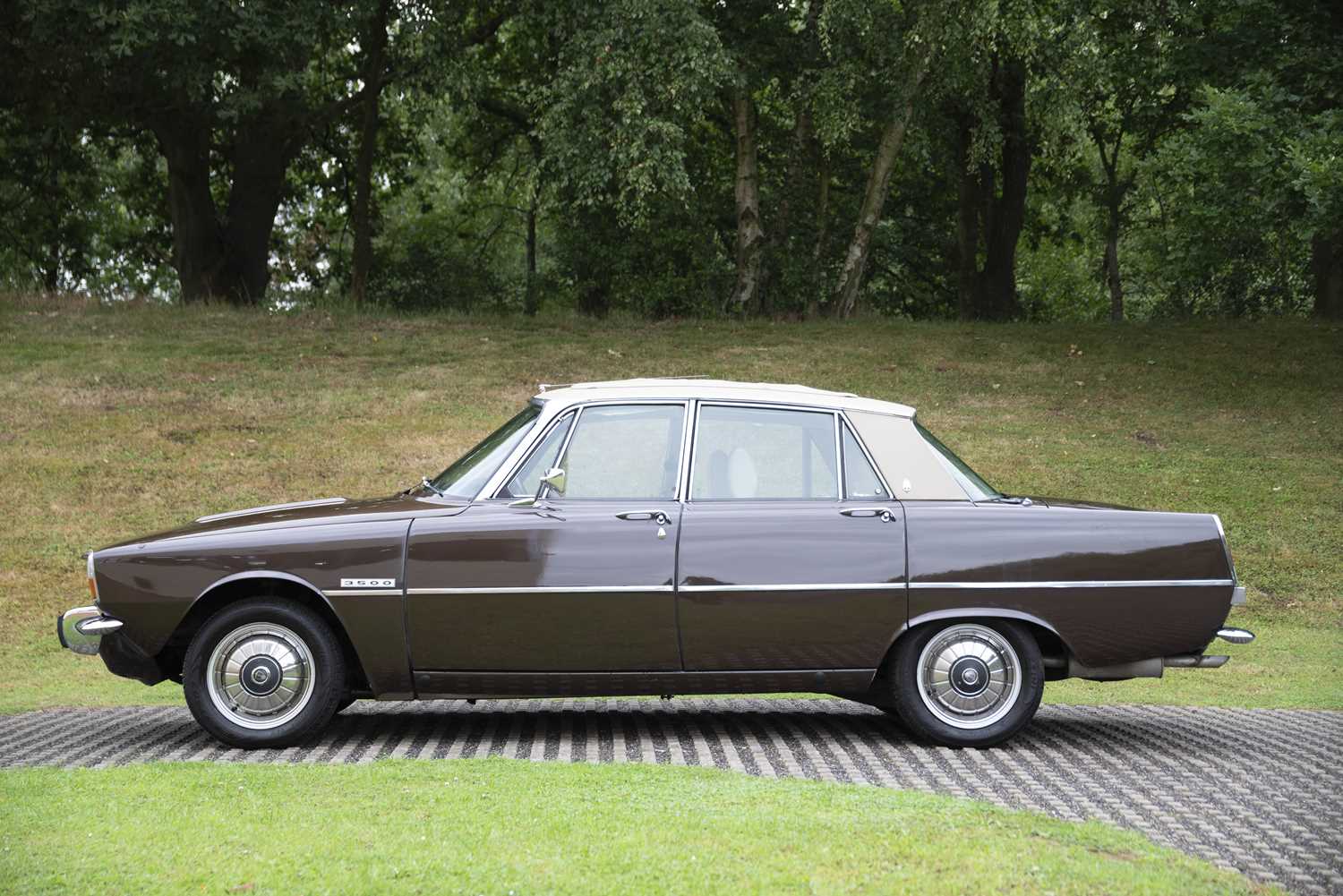 Lot 72 - 1974 Rover P6 3500 V8