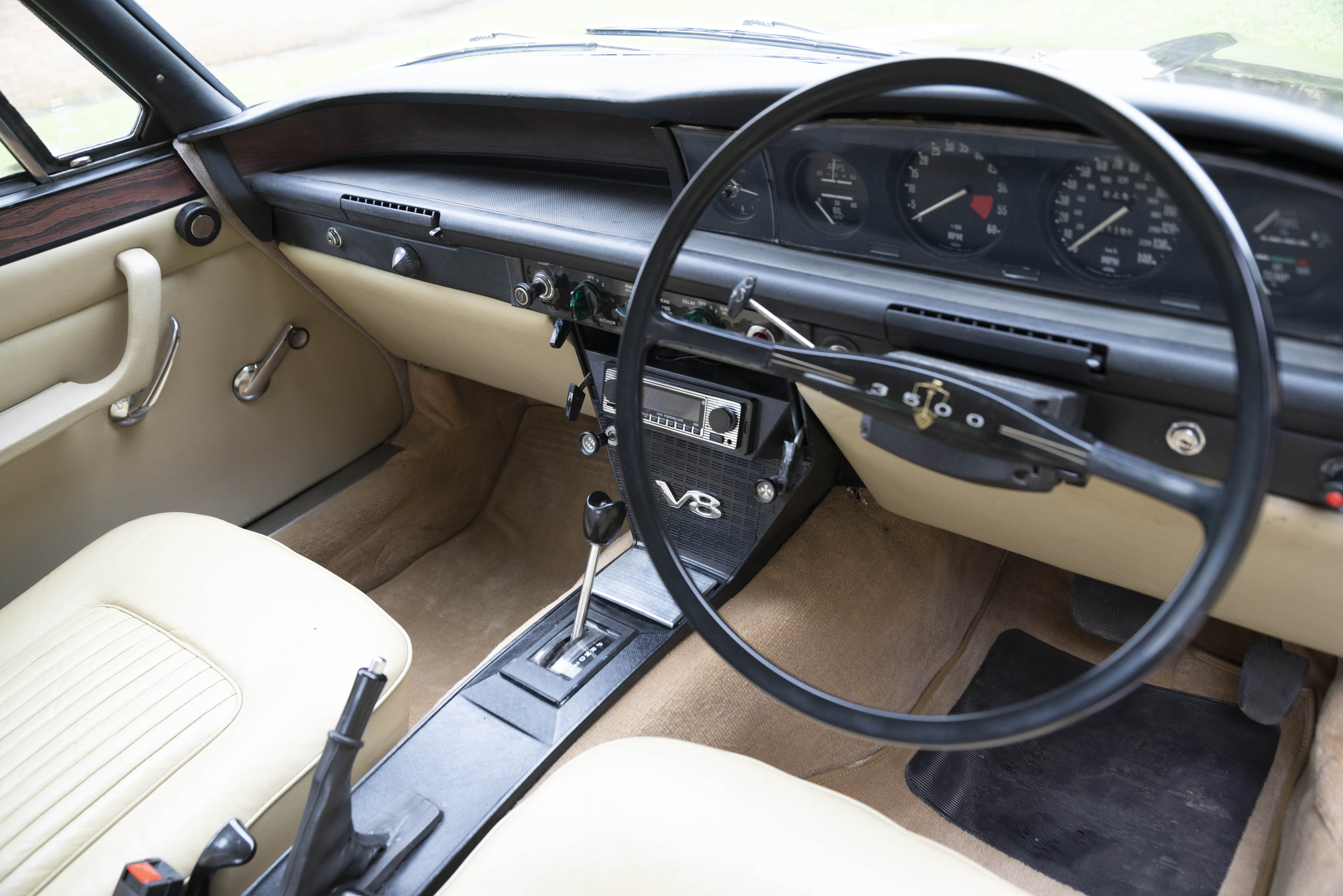 Lot 72 - 1974 Rover P6 3500 V8