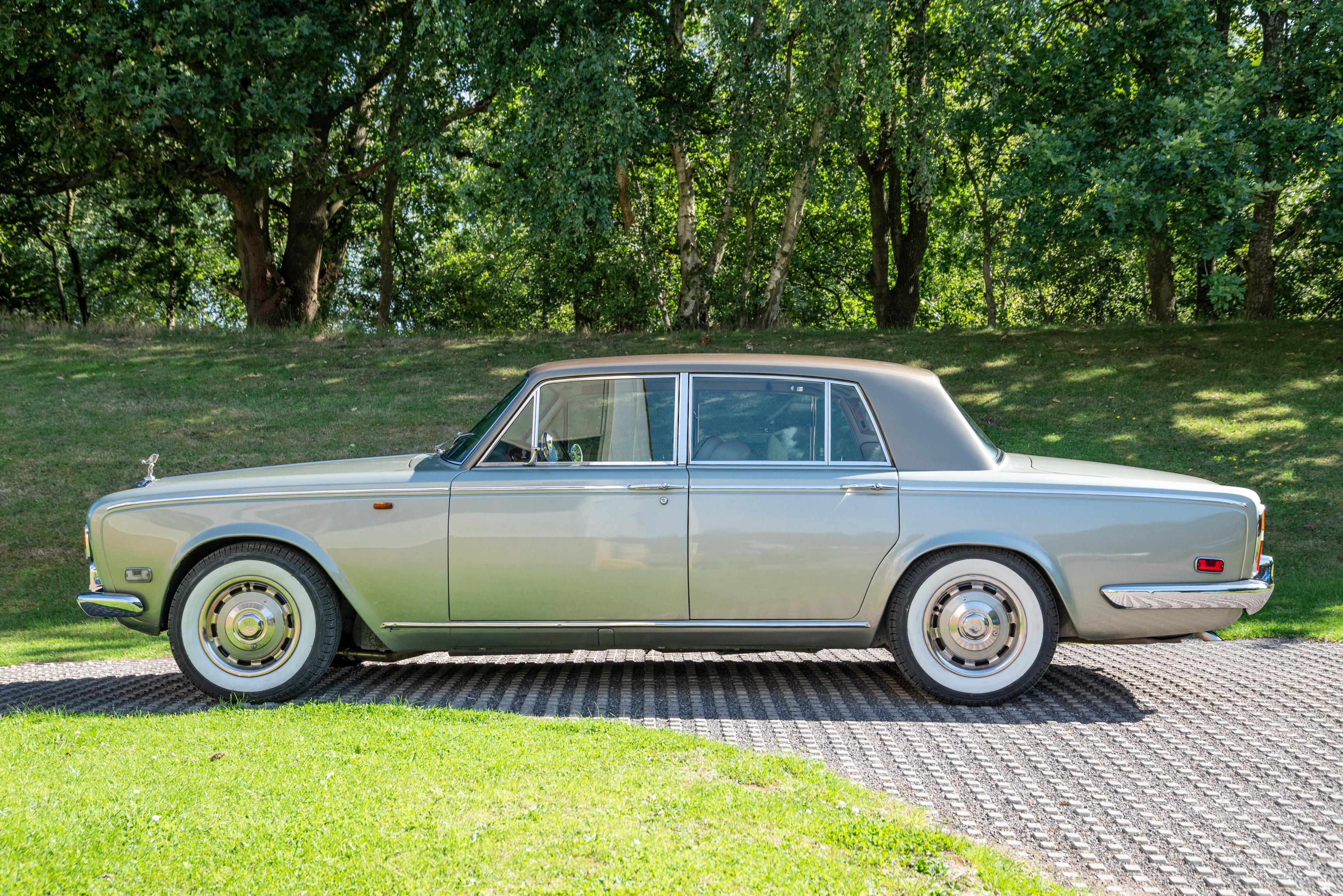 1960 RollsRoyce Silver Cloud II  Paradise Garage  Service and Parts for Rolls  Royce Bentley Jaguar and Aston Martin