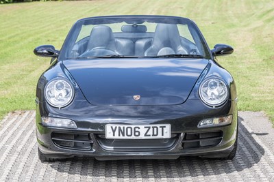 Lot 40 - 2006 Porsche 911 Carrera 4S Cabriolet