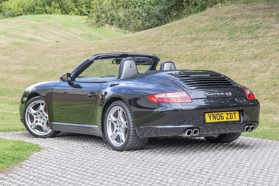 Lot 40 - 2006 Porsche 911 Carrera 4S Cabriolet
