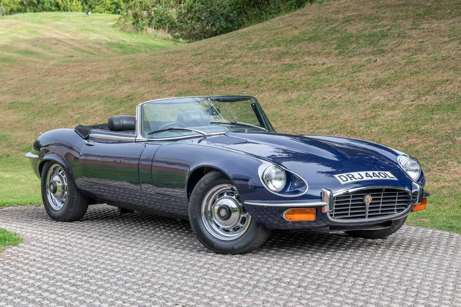 Lot 37 - 1973 Jaguar E-Type V12 Roadster