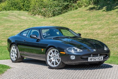 Lot 69 - 2002 Jaguar XKR 4.2 Coupe