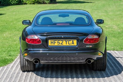 Lot 69 - 2002 Jaguar XKR 4.2 Coupe