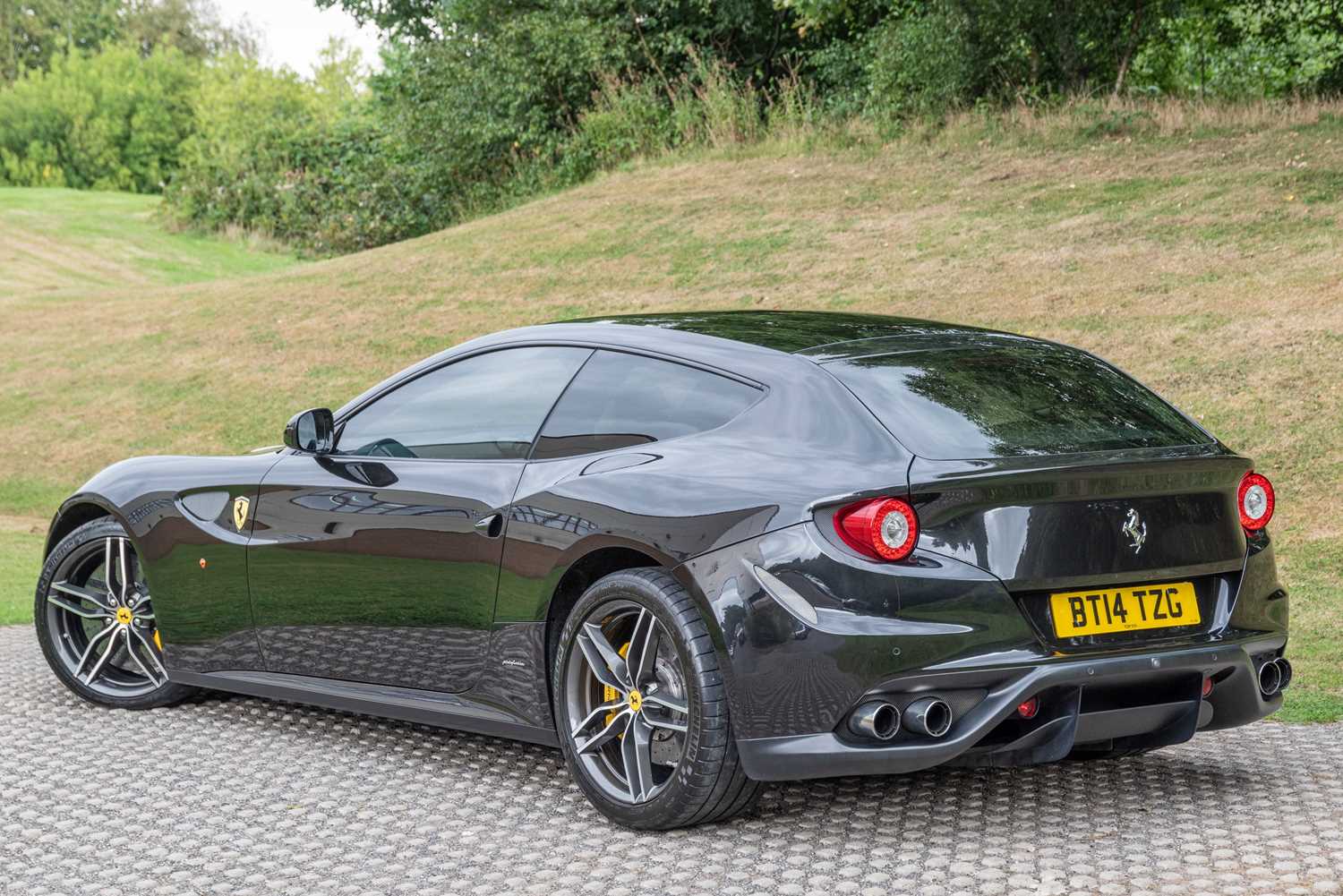 Lot 36 - 2014 Ferrari FF V12