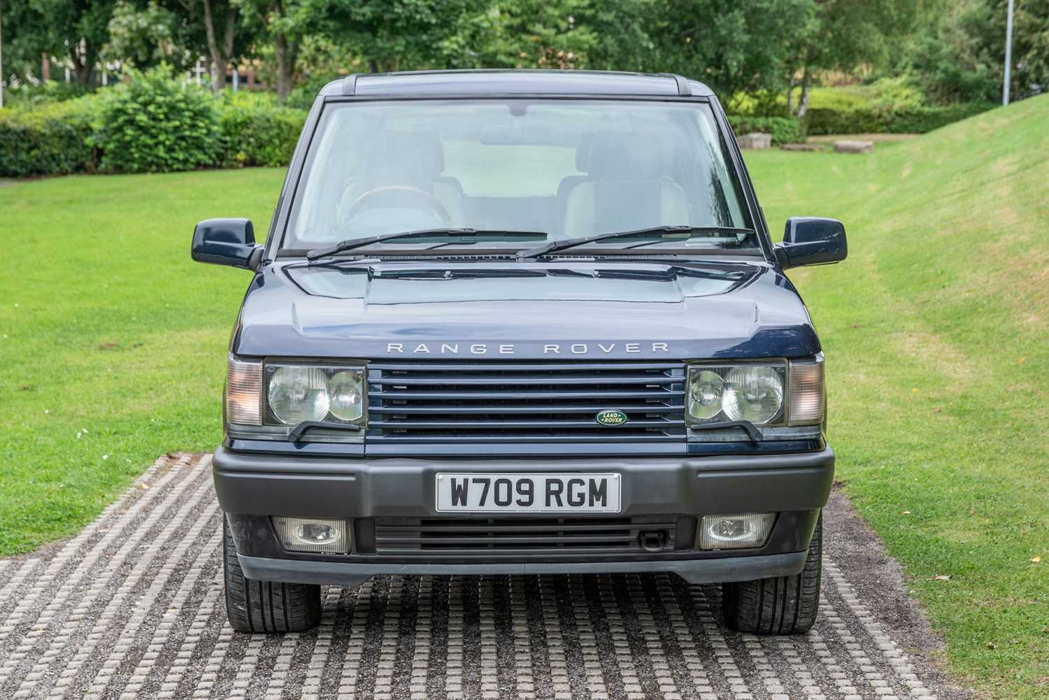Lot 41 - 2000 Range Rover Vogue 4.6 Autobiography