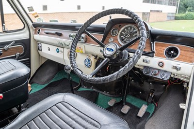 Lot 32 - 1969 Ford Transit 75 Camper Van