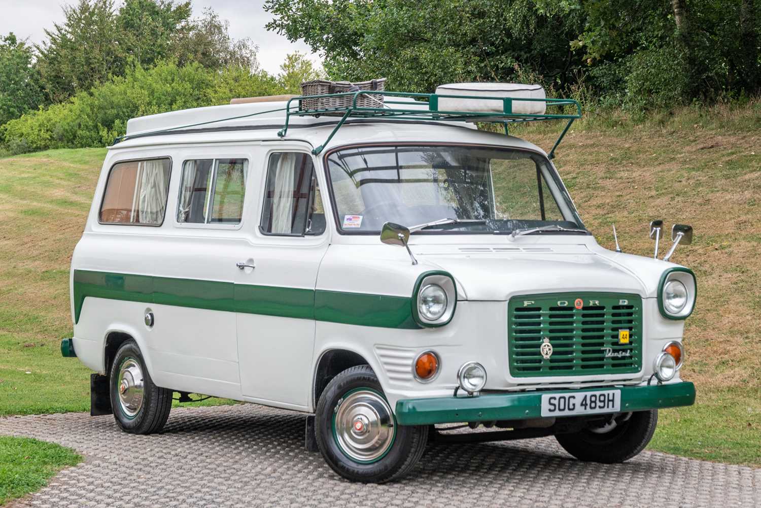 Lot 32 - 1969 Ford Transit 75 Camper Van