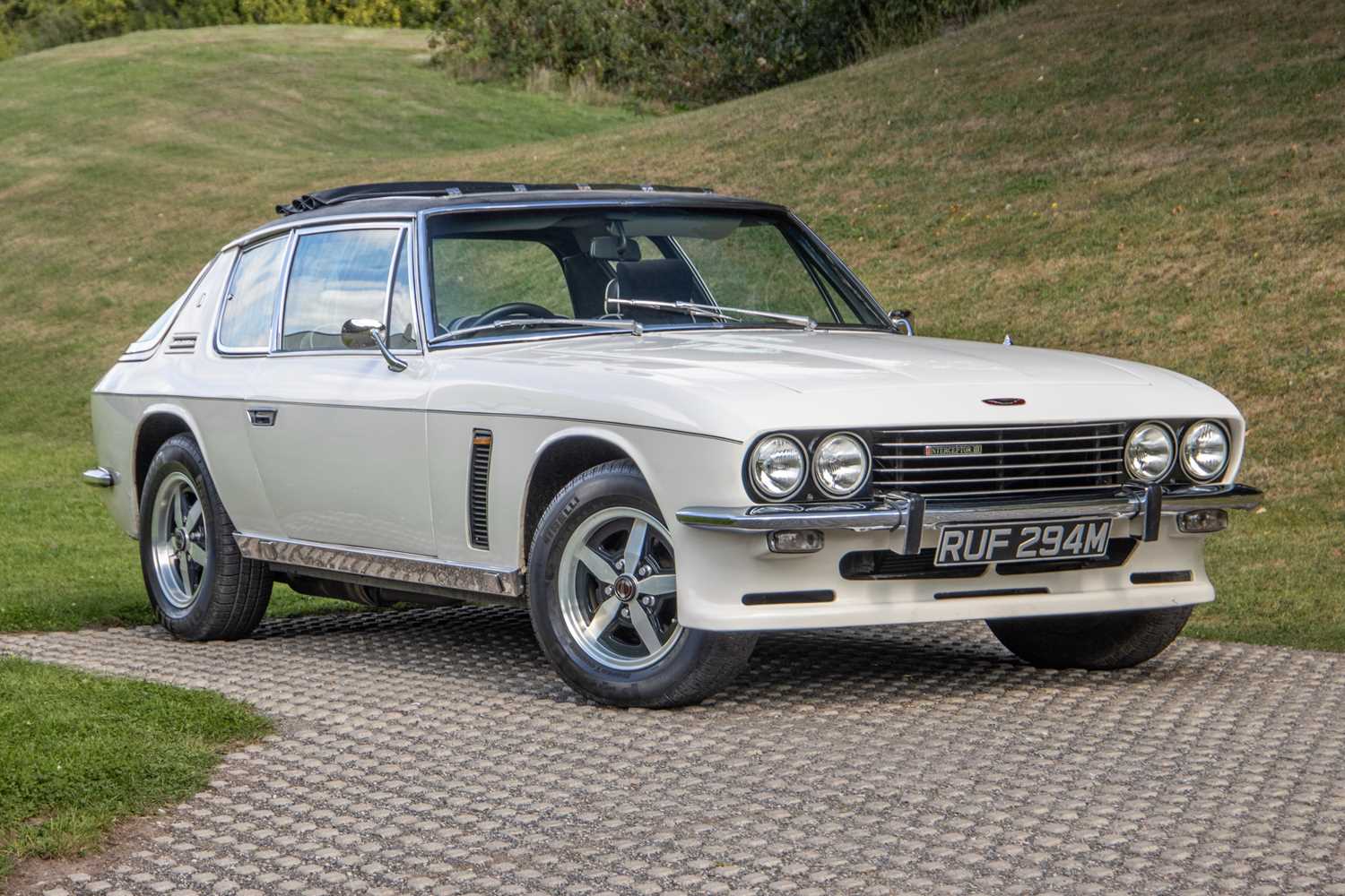 Lot 25 - 1973 Jensen Interceptor III
