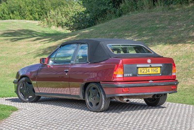 Lot 80 - 1991 Vauxhall Astra GTE Convertible