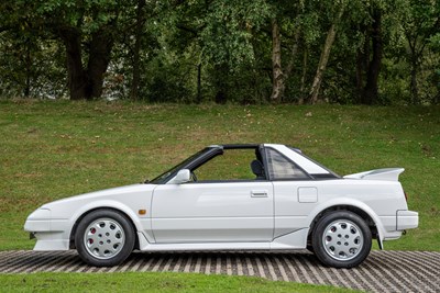 Lot 2 - 1988 Toyota MR2 T-Bar