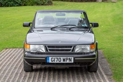 Lot 58 - 1990 Saab 900i 16V Convertible