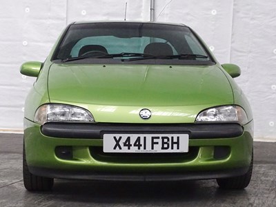 Lot 64 - 2000 Vauxhall Tigra 1.6 16V