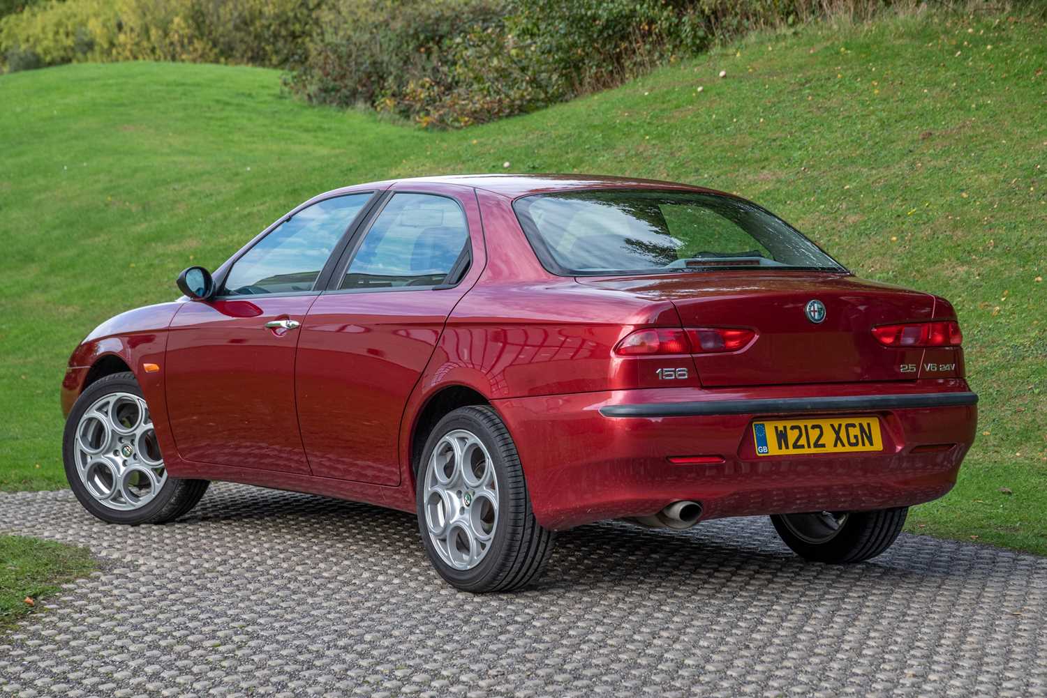 2000s Alpha Romeo Lot 60 - 2000 Alfa Romeo 156 2.5 V6