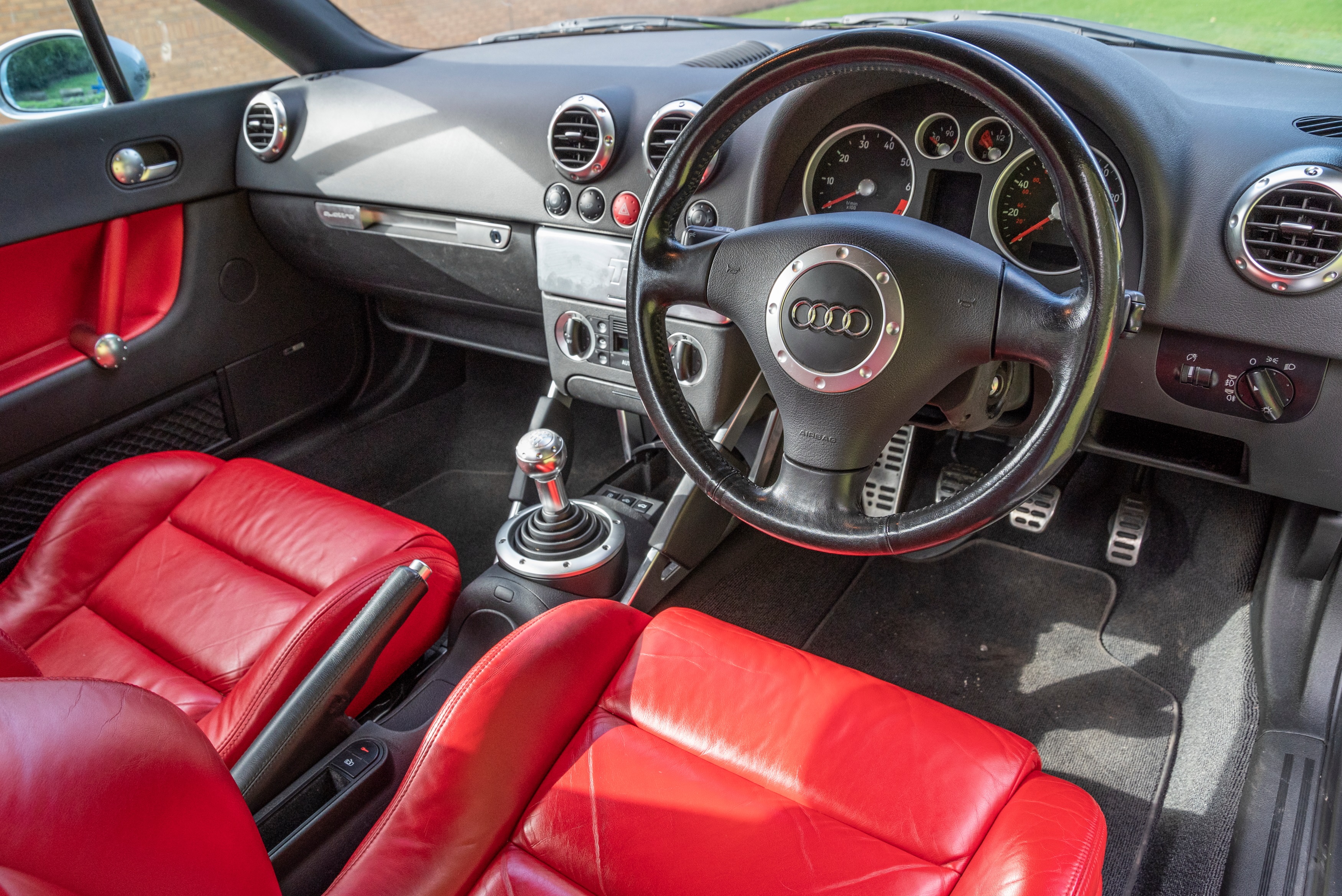 2017 AUDI TT 2.0T FSI Quattro TTS 2dr S Tronic £22,839 43,295 miles RED |  JCT600