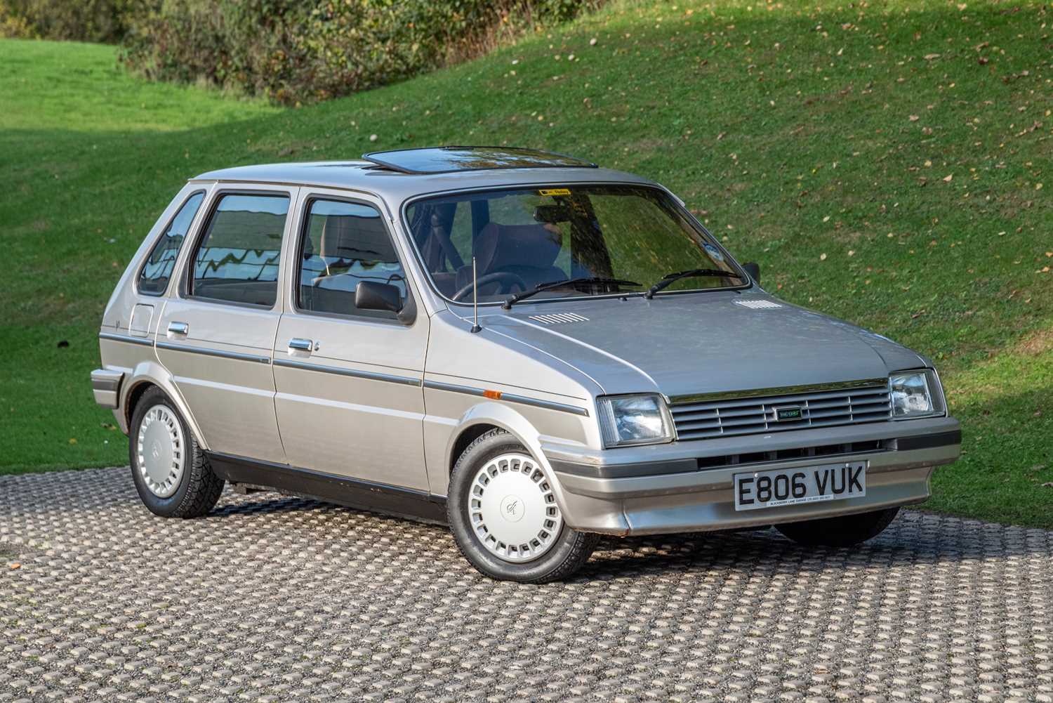 Lot 64 - 1988 Austin Metro Vanden Plas