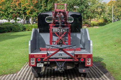 Lot 52 - 1954 Trojan Recovery Truck