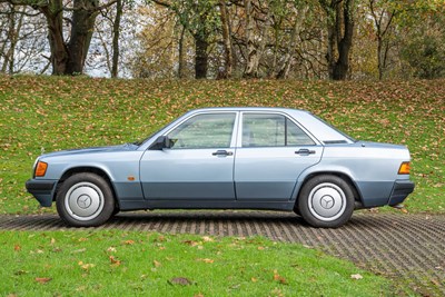 Lot 4 - 1990 Mercedes-Benz 190 E 1.8